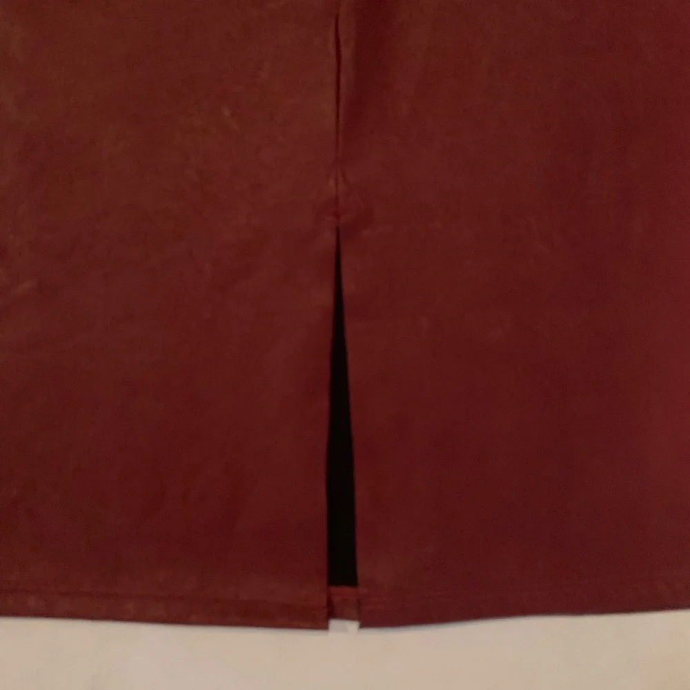 Commando Faux Leather Garnet Midi Skirt SK06 Control Waistband Size Large NWT - Picture 5 of 10
